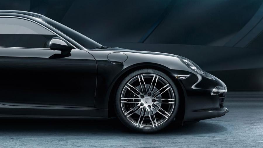  Porsche 911 Carrera Black Edition 2015 года  (фото 20 из 22)